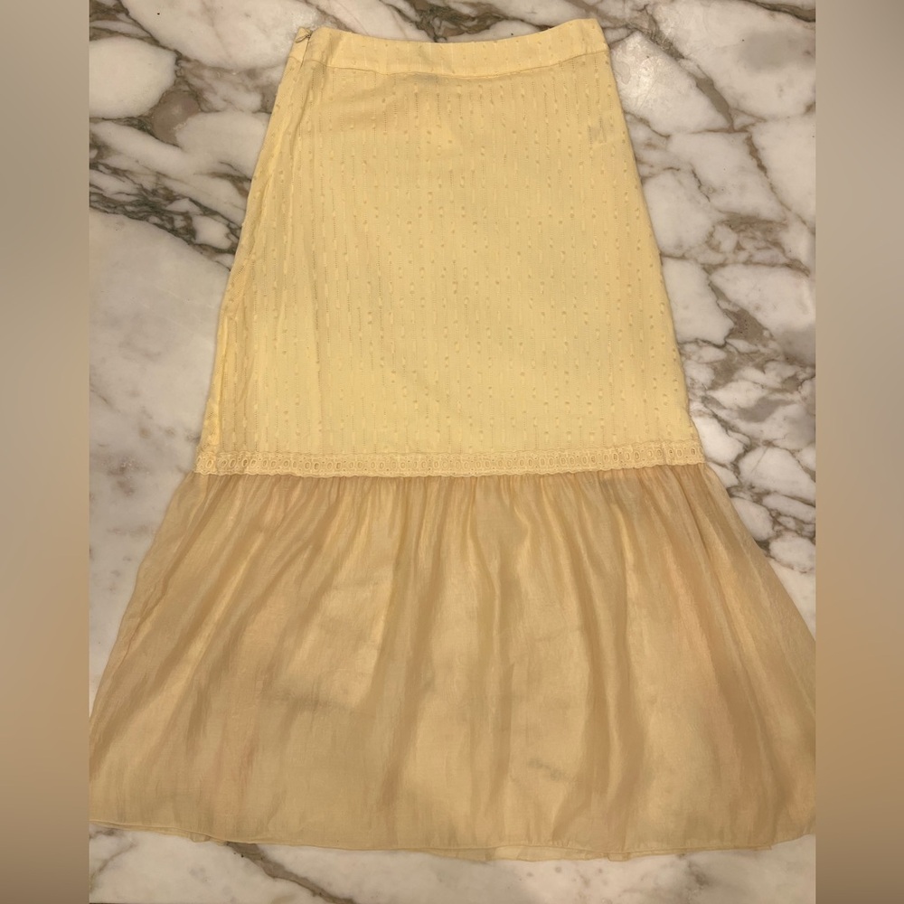 Cider Summer Middle Waist Eyelet Maxi Skirt.